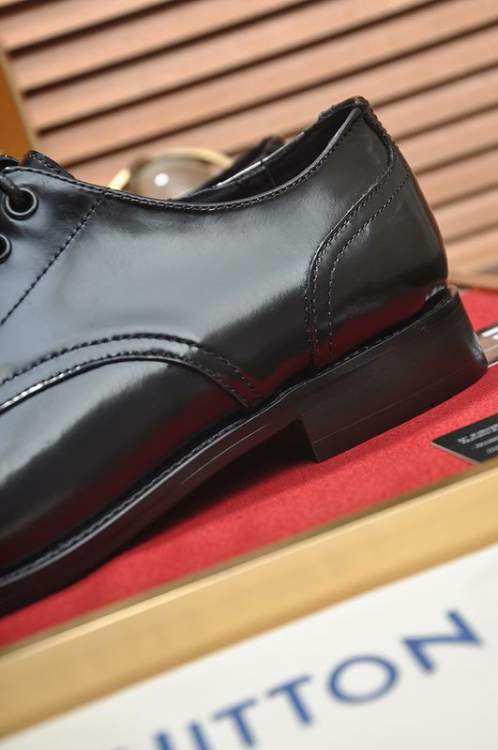 Picture of Louis Vuitton Shoes _SKULVsz38-45mnf031614144